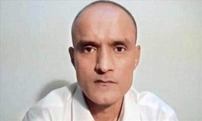 চাপের মুখে মাথা নোয়াল পাকিস্তান